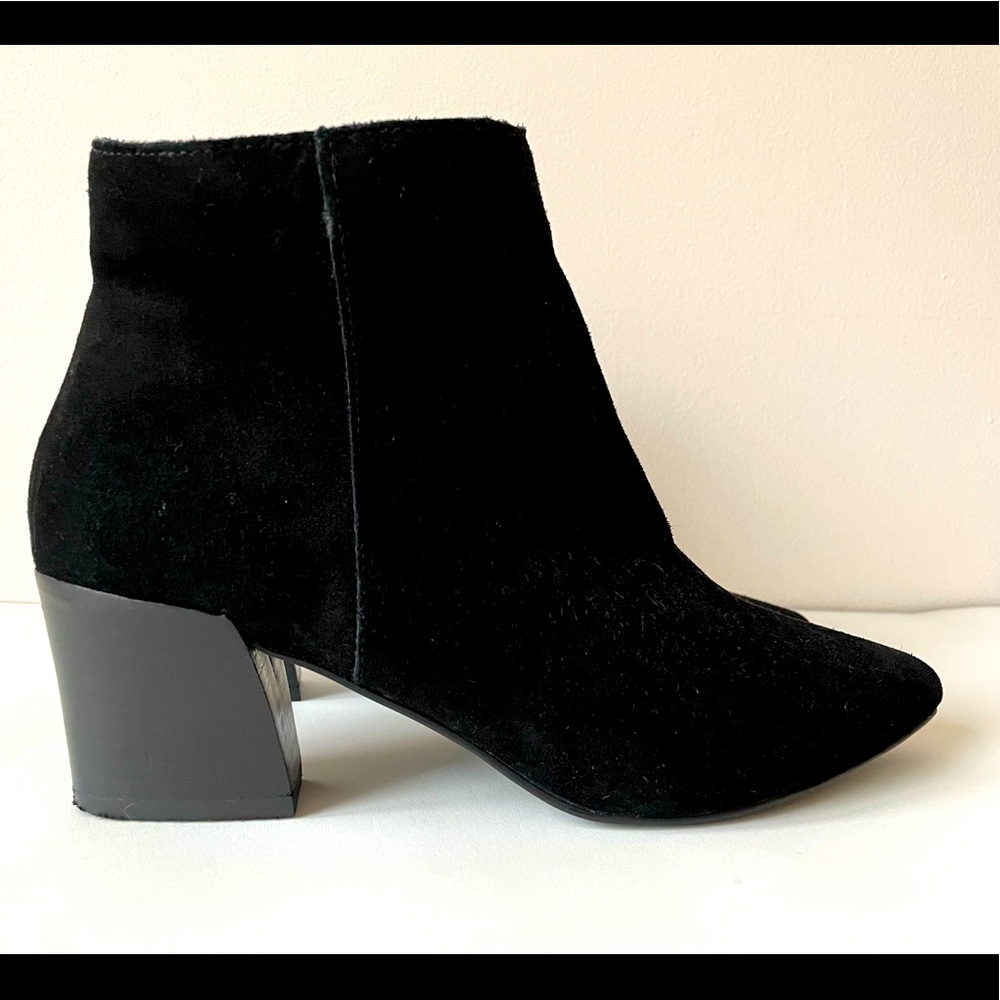 Kensie Suede leather booties
